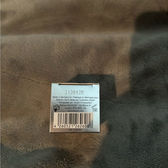 Dr. Barbara Sturm Skincare Box in Silver - Picture 3 of 3